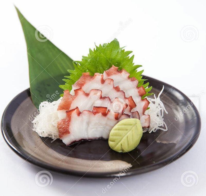Octopus Sashimi (4 Pcs)