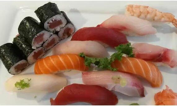 7. Sushi Deluxe